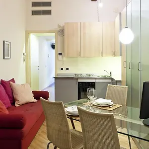 italianway-apartments-fiori-chiari.italymilanhotels.net/